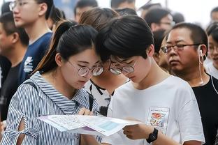 斯卢茨基：执教申花是职业生涯非常大的挑战，尽最大努力联赛夺冠